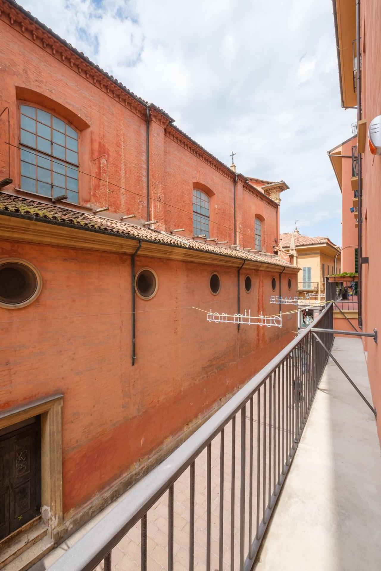 D'Azeglio & Galluzzi Suites Bolonha Exterior foto